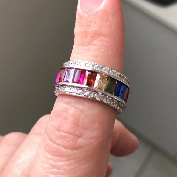 NEW Size 6 Multicoloured Rhodium Plated Rainbow Ring - Absolutely Stunning! - Picture 6 of 6